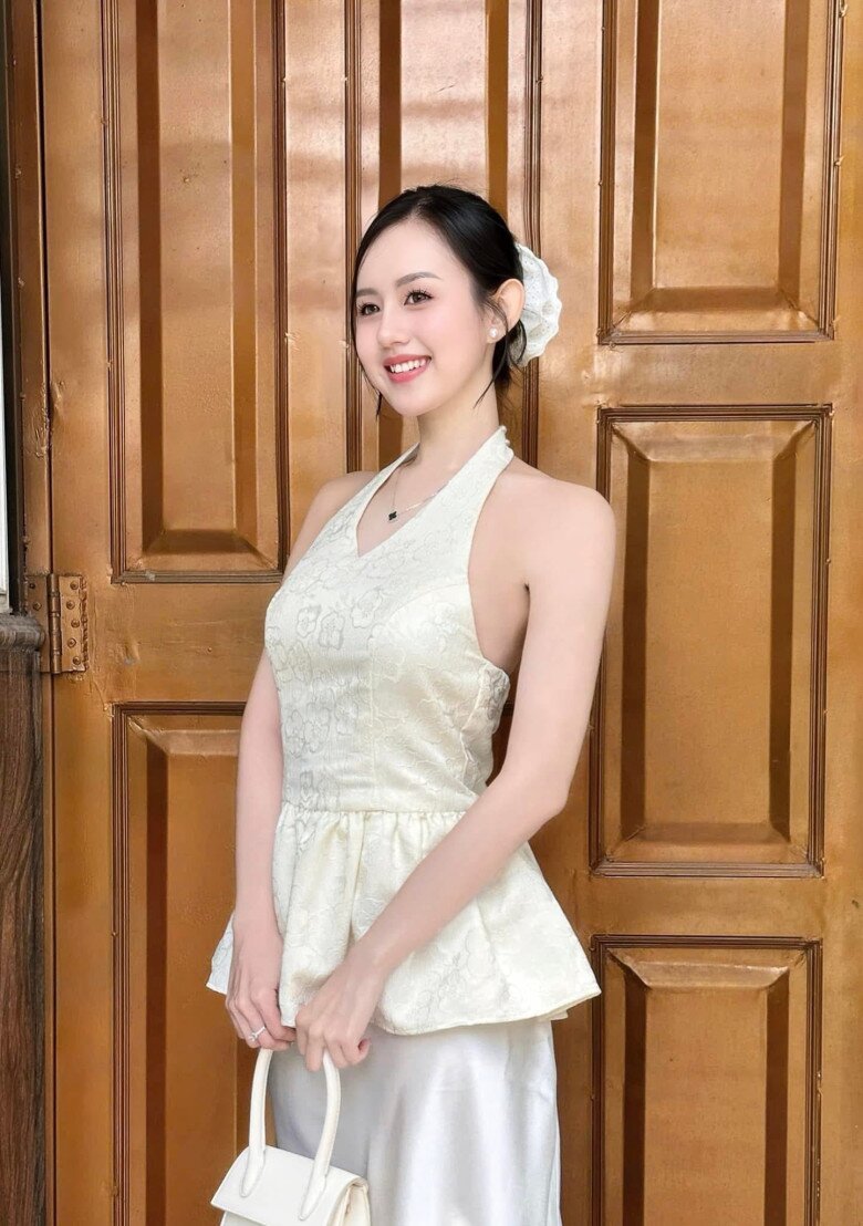 Xuất hiện bản sao của Mai Phương Thuý chuẩn bị ghi danh Hoa hậu Việt Nam, nhan sắc cỡ nào mà CĐM xốn xang? - 11