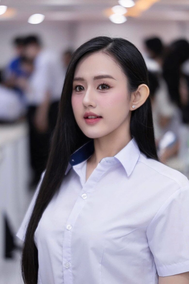 Xuất hiện bản sao của Mai Phương Thuý chuẩn bị ghi danh Hoa hậu Việt Nam, nhan sắc cỡ nào mà CĐM xốn xang? - 9