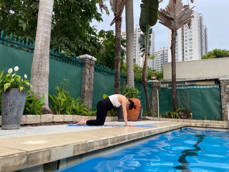 Vy Oanh mang bầu khi mẹ đang hấp hối, sang nước ngoài sinh con không sướng như ở Việt Nam - 3