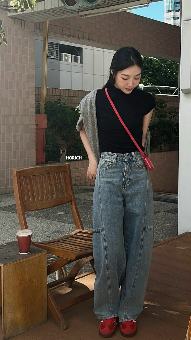 Chán quần jeans ống đứng đi, hè 2025 hãy sắm 1 trong 6 kiểu quần jeans này, đảm bảo tôn dáng tuyệt đối - 11