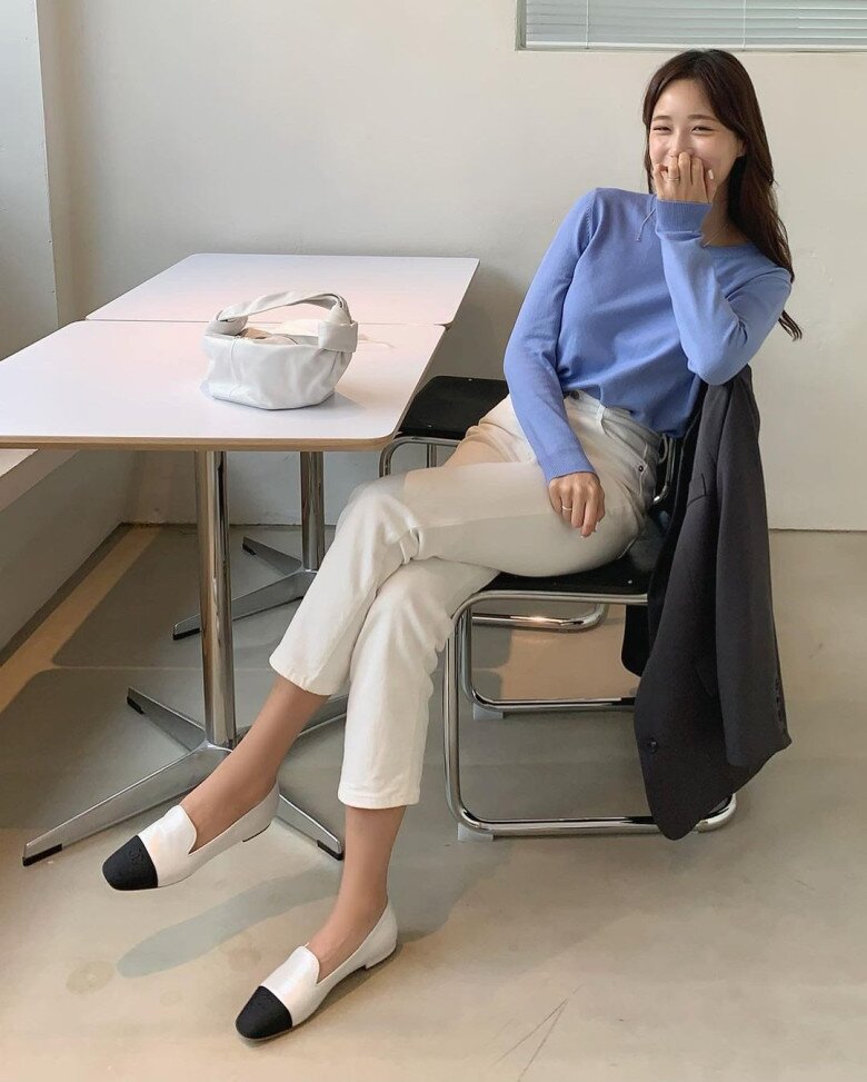 Làm sao để mặc quần trắng không bị béo? 5 cách mặc đồ thông minh giúp chị em trông gầy và đẹp thanh lịch - 13