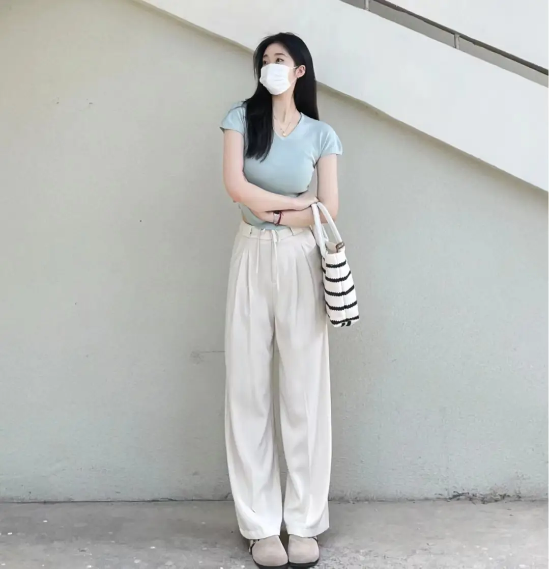 Làm sao để mặc quần trắng không bị béo? 5 cách mặc đồ thông minh giúp chị em trông gầy và đẹp thanh lịch - 4