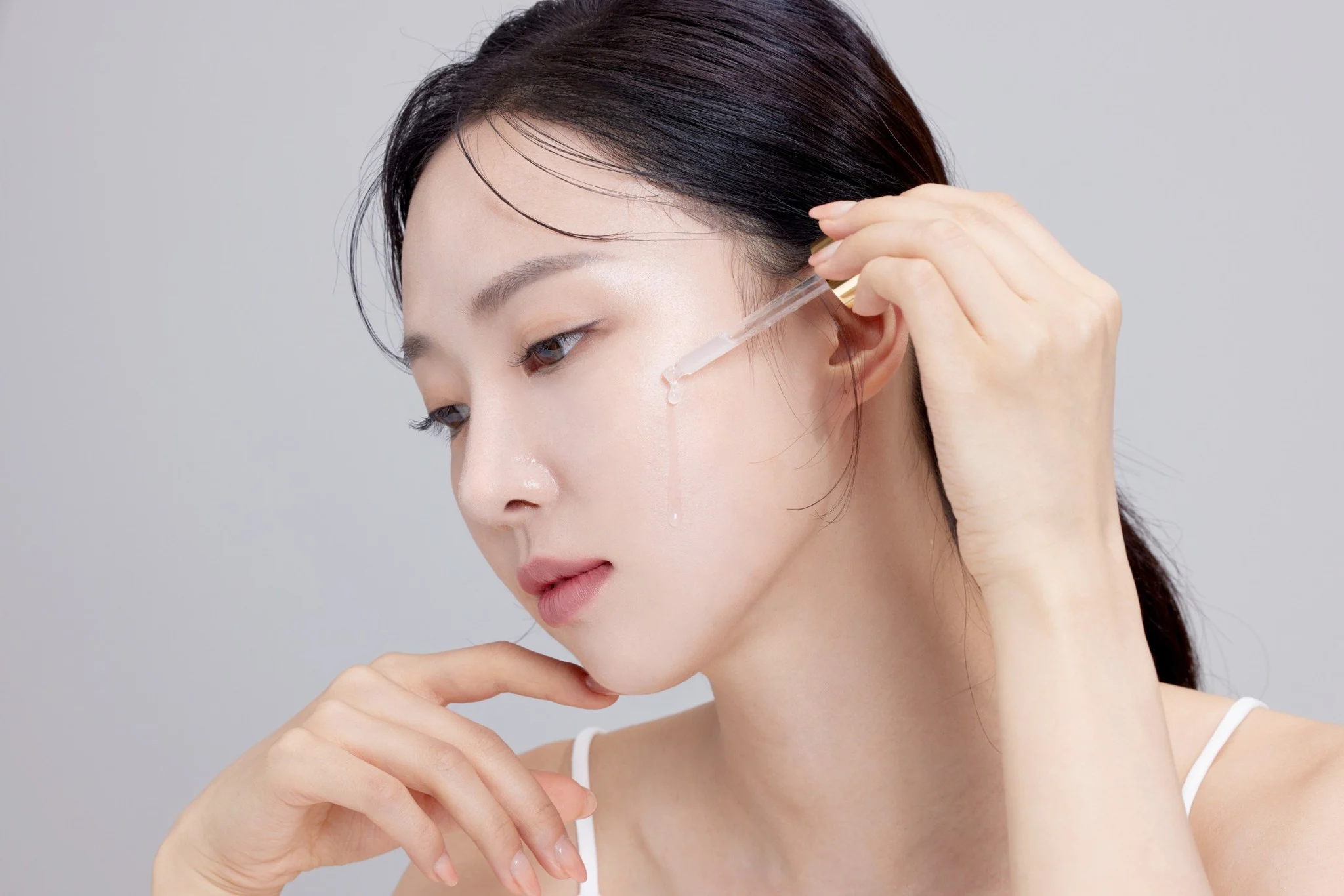 Món ăn không thể thiếu với phụ nữ trên 40 tuổi để chống lão hóa, ăn đúng cách có thể giảm nếp nhăn, da săn chắc - 1