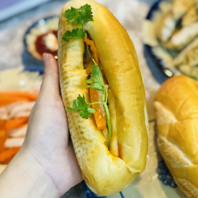 Bữa sáng đổi vị với bánh mì chả cá vừa đơn giản lại ngon, ai ăn cũng khen tấm tắc - 10