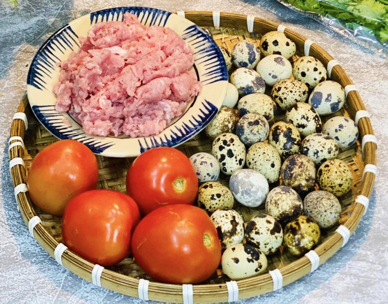 Cách làm thịt viên bọc trứng cút sốt cà chua đơn giản mà trôi cơm, ai &#34;đoảng&#34; mấy cũng thực hiện thành công - 2