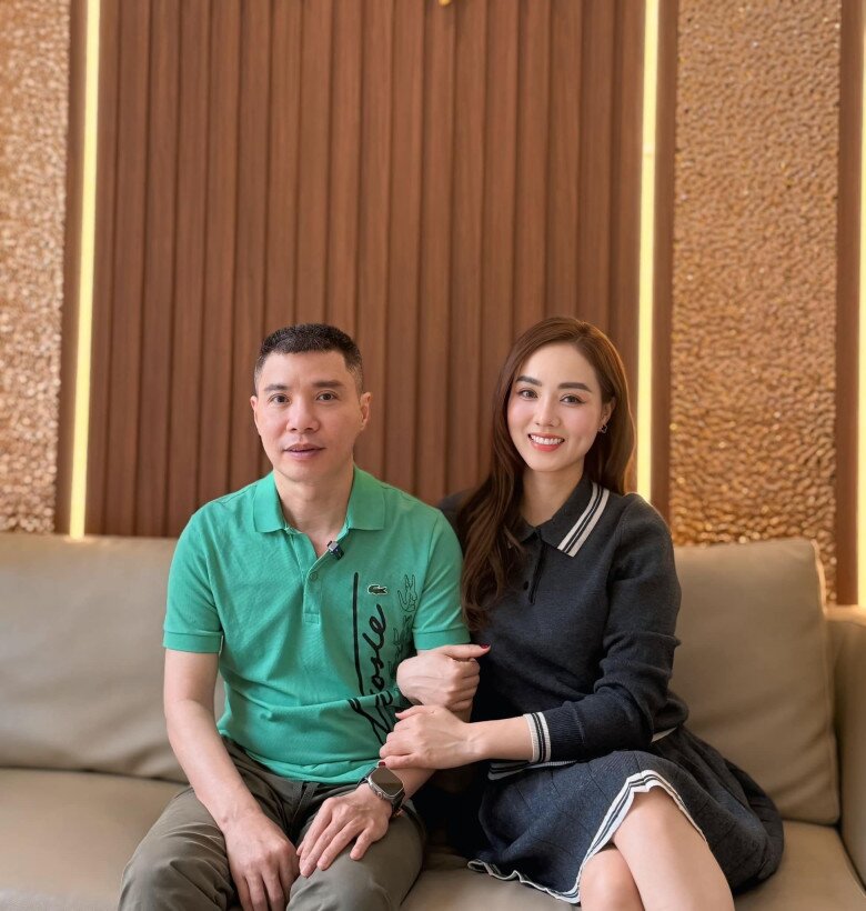 Hình ảnh khác lạ khi đóng phim của NSND Công Lý, vợ trẻ gọi là &#34;quà Valentine&#34; - 8