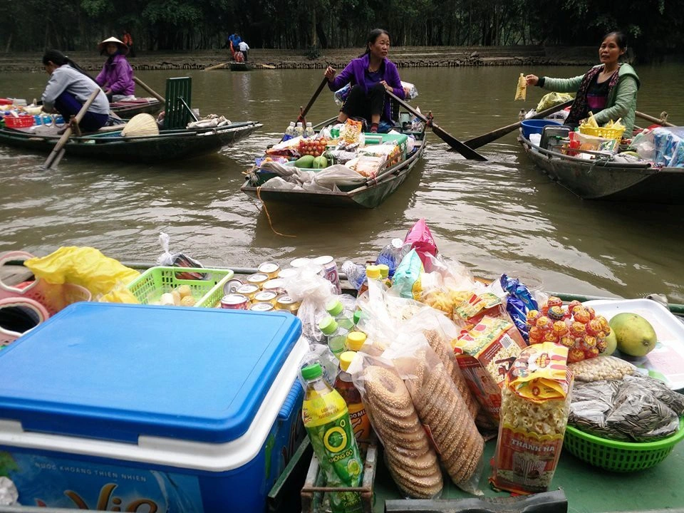 Ít ai biết ở Ninh Bình cũng có chợ nổi như miền Tây, khách nước ngoài cực thích vì một lý do - 4