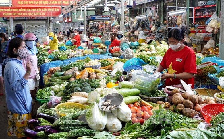 Giữa lòng Đà Nẵng có ngôi chợ đầu mối lớn bậc nhất thành phố, được mệnh danh là khu chợ &#34;không ngủ&#34; - 2