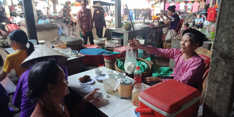 Giữa lòng Phú Thọ có ngôi chợ hơn 300 năm tuổi, từng sầm uất bậc nhất lịch sử, là niềm tự hào của người dân "Đất Tổ" - 1