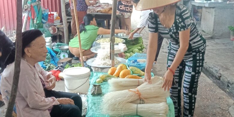 Giữa lòng Phú Thọ có ngôi chợ hơn 300 năm tuổi, từng sầm uất bậc nhất lịch sử, là niềm tự hào của người dân "Đất Tổ" - 2
