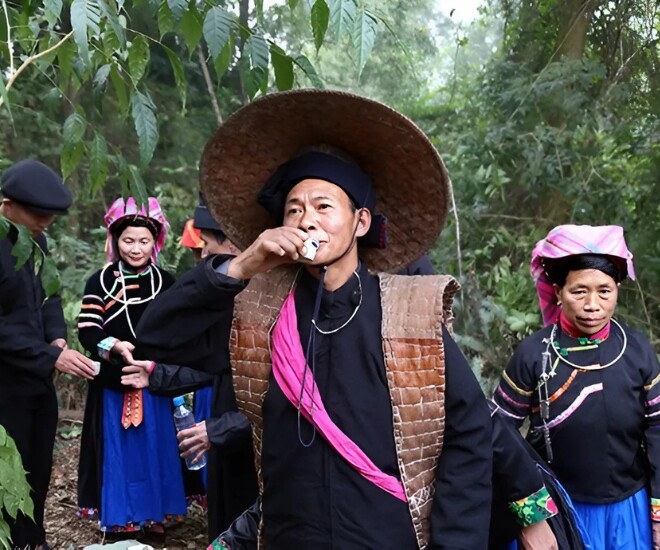 5 phong tục kỳ lạ nhưng lấy may mắn ở Việt Nam, cùng gội đầu để “xin vía”, có nơi đợi tiếng sấm đầu tiên để cúng năm mới - 1