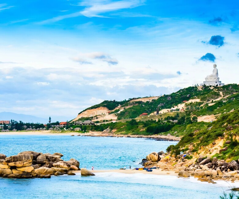 Ở Việt Nam có nơi được ví như "Jeju thu nhỏ", biển xanh cát trắng cực yên bình, xứng đáng là nơi chữa lành - 1