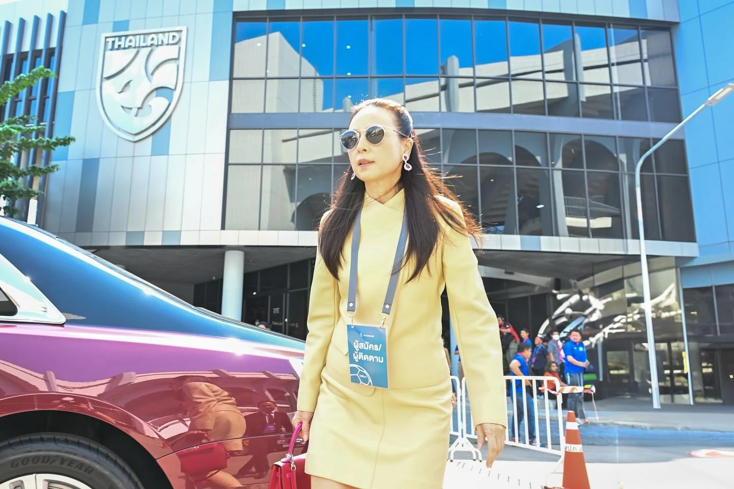 “Bà đầm thép” của bóng đá Thái Lan ngấp nghé tuổi 60 da vẫn căng mịn, đẹp như gái trẻ nhờ &#34;cạch mặt&#34; 4 loại thực phẩm - 12