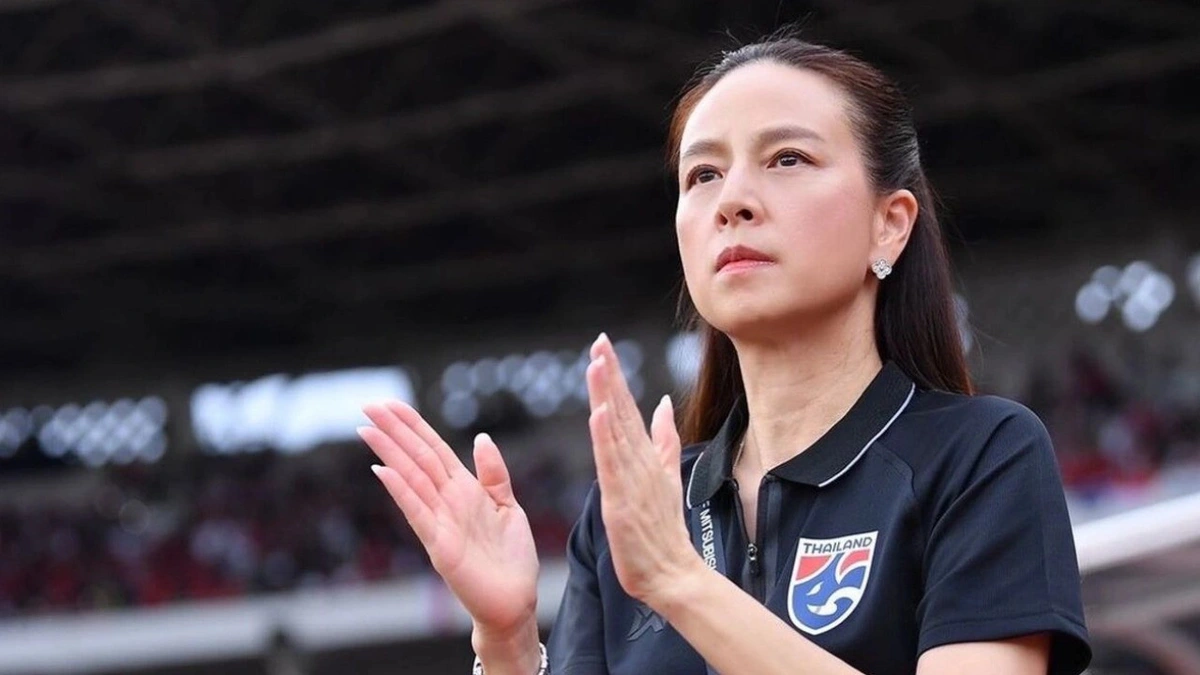 “Bà đầm thép” của bóng đá Thái Lan ngấp nghé tuổi 60 da vẫn căng mịn, đẹp như gái trẻ nhờ &#34;cạch mặt&#34; 4 loại thực phẩm - 1