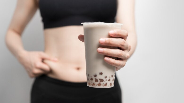 Thứ nước &#34;công chúa bong bóng&#34; U40 lỡ uống một lần phải kêu trời, chị em sợ lão hóa nên hạn chế tối đa - 7