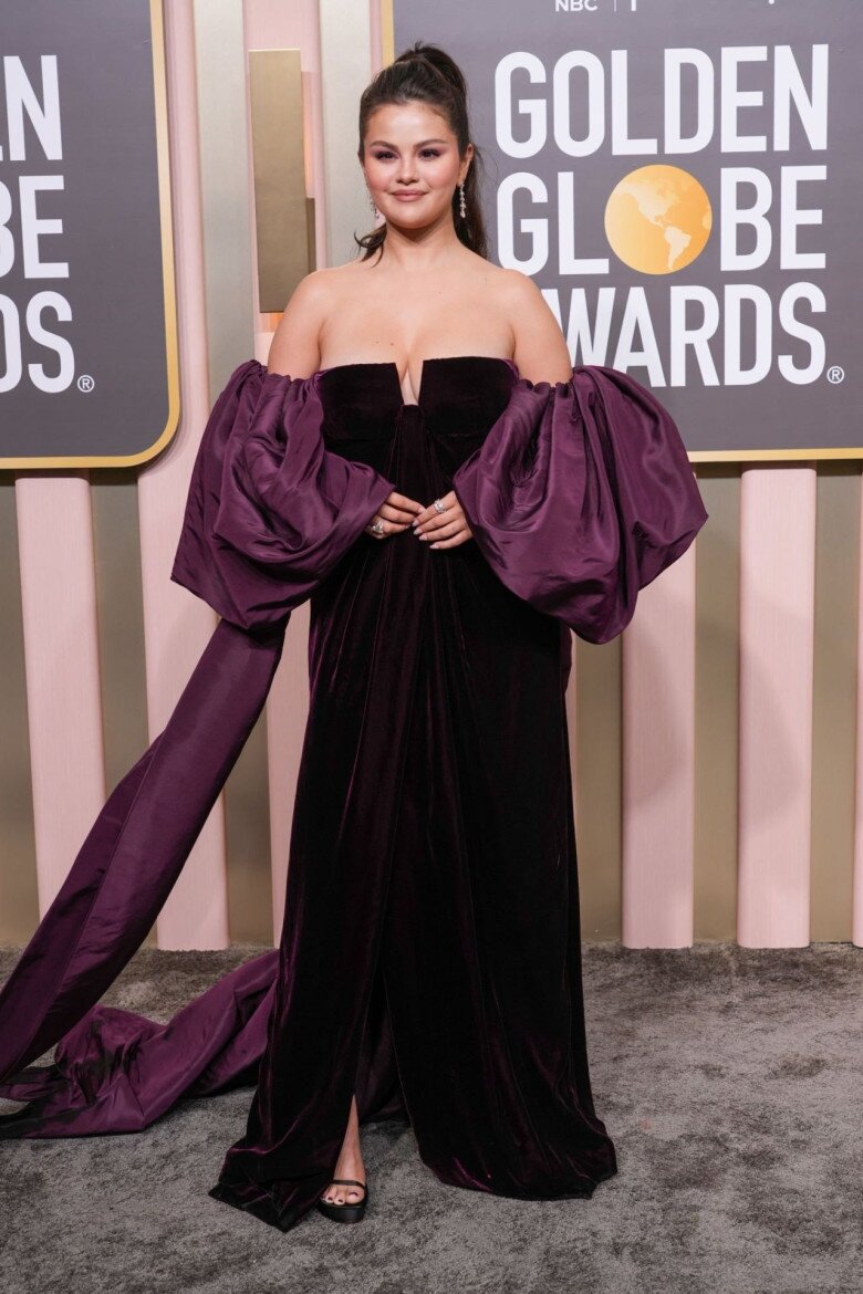 Giảm cân thành công, nhan sắc của “công chúa” Selena Gomez một bước sang trang - 8