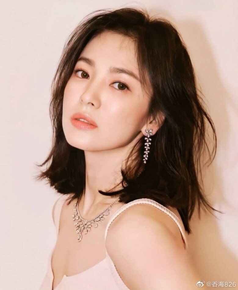 Việt Nam có 3 mỹ nhân được xem là “bản sao” Song Hye Kyo: Đều sở hữu nhan sắc lão hóa ngược, thần thái kiêu kỳ - 1