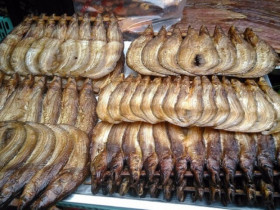 Loài cá miền Tây có thịt béo ngậy, đem phơi khô thành đặc sản nổi tiếng được dân thành phố ưa chuộng, bán 600.000 đồng/kg