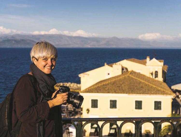 Người kể chuyện về phụ nữ bằng hình ảnh