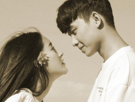 Chồng chưa kịp lớn hay vợ đang 