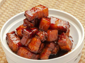 Bao năm kho thịt mãi giờ mới biết, muốn thịt ngon mềm rục, màu nâu đỏ đẹp mắt nhất định phải nhớ điều này!