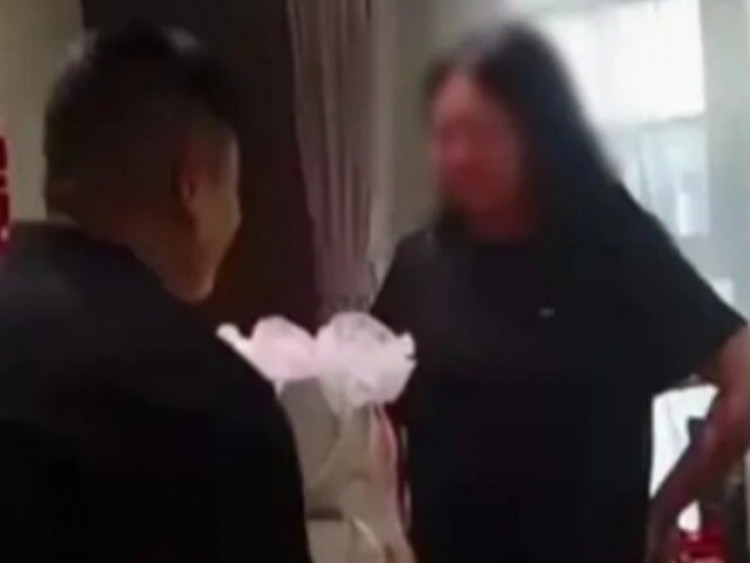 Mừng rỡ vì sắp cưới được vợ và lên chức bố, chàng trai 9X bạc trắng đầu sau khi đính hôn