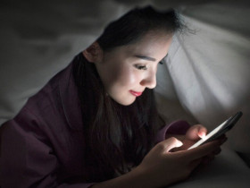 Miệt mài kiếm tiền, cô gái trẻ bật khóc khi mắc suy thận: "Có những hôm em bán hàng đến 12 giờ đêm..."