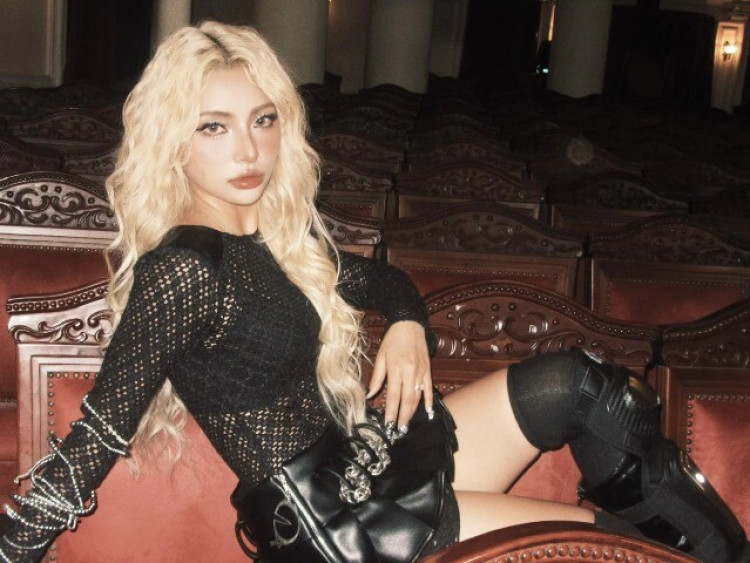 "Em xinh" Maiquinn phủ nhận tin đồn là "tiểu tam" chen vào hôn nhân của Tóc Tiên - Touliver