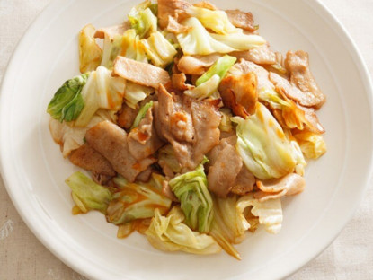 Đi chợ gặp rau siêu giàu vitamin C này mua ngay, xào với thịt vừa ngon lại tốt cho cả tiêu hóa