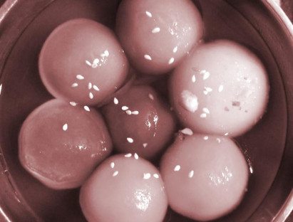 Chè trôi nước ngày xuân