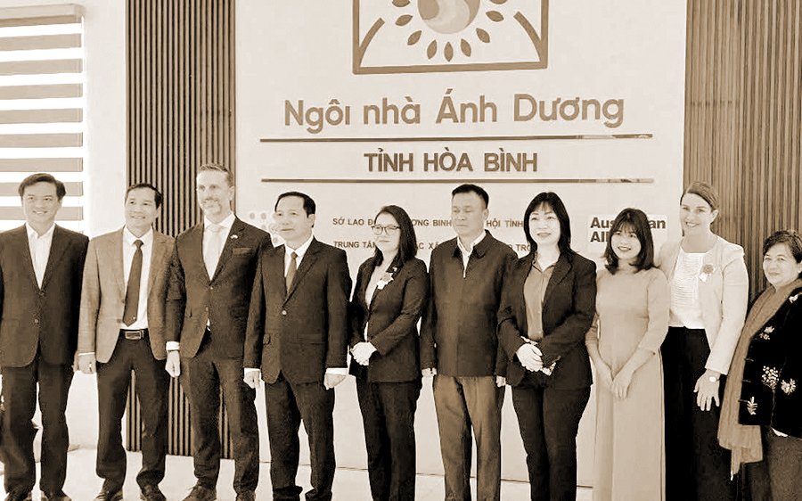 “Cánh cửa” giúp phụ nữ và trẻ em thoát khỏi bạo lực - 1