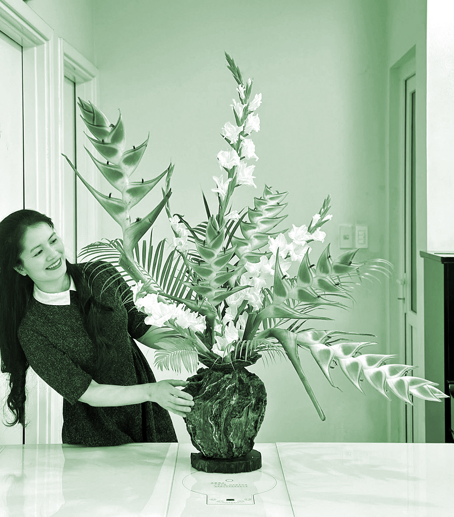 Nữ điều dưỡng quân y “yêu đời, yêu người” - 1