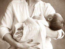 Kỳ lạ đứa trẻ có 2 tên khai sinh với 2 người mẹ và câu chuyện đẫm nước mắt ngày tìm về nguồn cội sau 28 năm