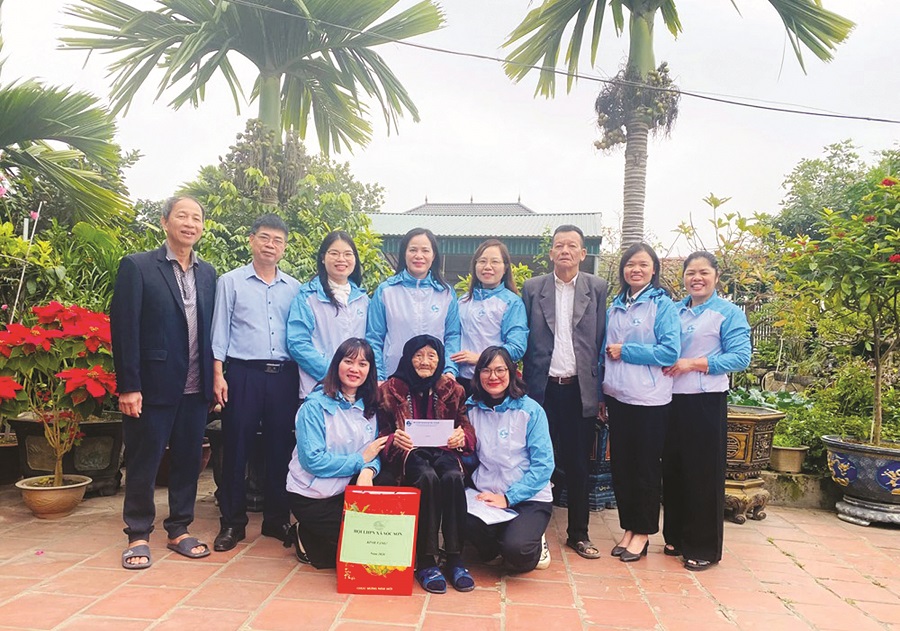 Để mọi nhà, mọi người đều có Tết - 2