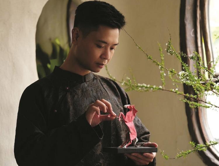 Nghệ sĩ gấp giấy Origami và tác phảm “Mã đáo thành công”