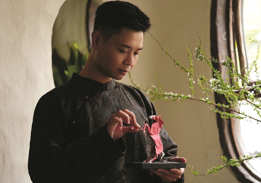 Nghệ sĩ gấp giấy Origami và tác phảm “Mã đáo thành công” - 1