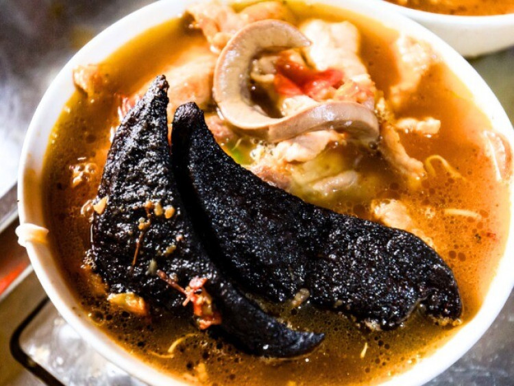 12 đặc sản không thể bỏ qua khi ghé quê hương của Hòa Minzy, có loại được ví là "lộc trời", dễ mua về làm quà