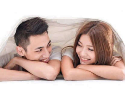 Đâu là điều nam giới hay quên khi làm "chuyện ấy" khiến chị em vừa không vui, vừa dễ gặp nạn?