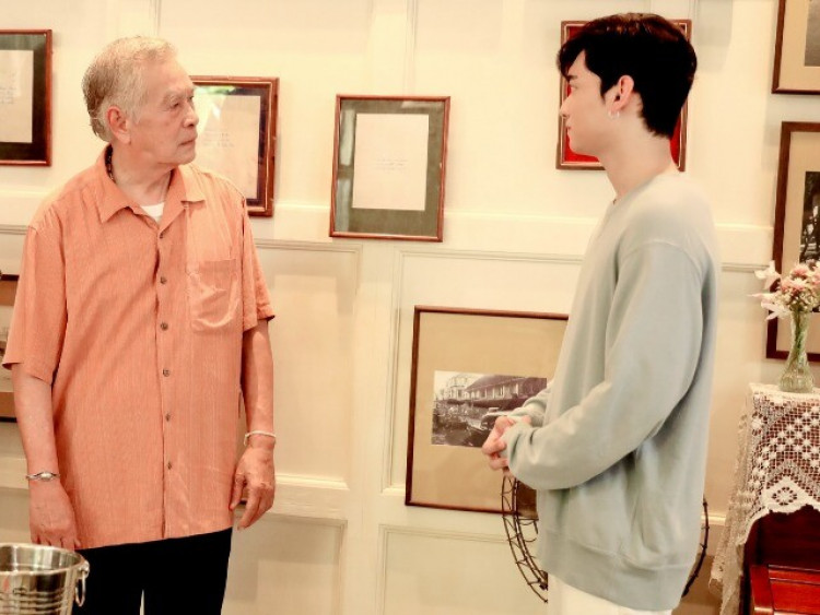 Bác bán bò cho tôi đi học, nay tôi lương 120 triệu/tháng, bác đến vay tiền tôi liền báo công an