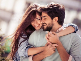 Ngày lễ tình yêu các cặp đôi có nên làm "chuyện ấy"? Một điều cần tuyệt đối lưu tâm để bảo vệ sức khỏe