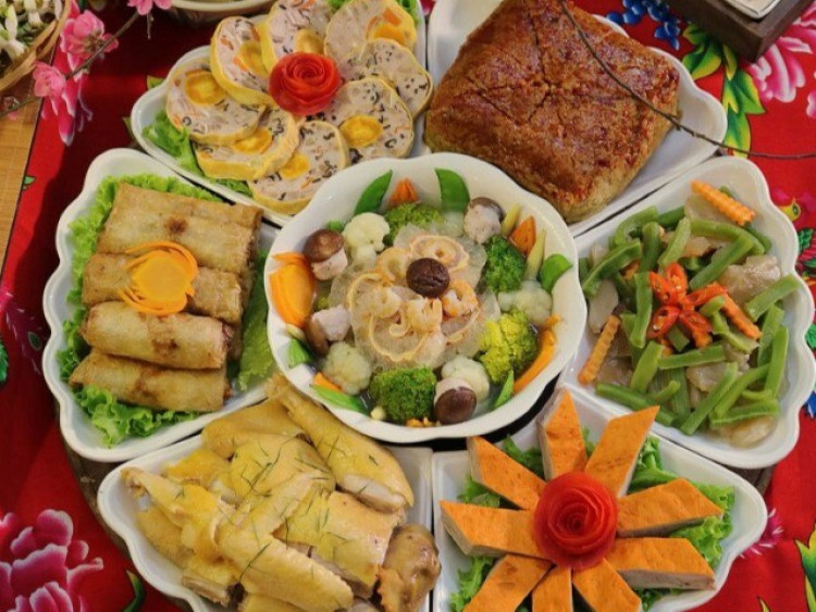 Gợi ý các mâm cỗ Tết ngon, đa dạng món, bày biện đẹp mắt cho chị em tham khảo