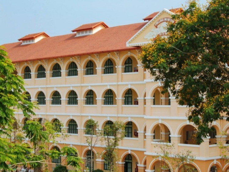 12 ngôi trường THPT trên 100 năm tuổi: Đều là “lò” đào tạo nhân tài, cựu học sinh toàn người nổi tiếng