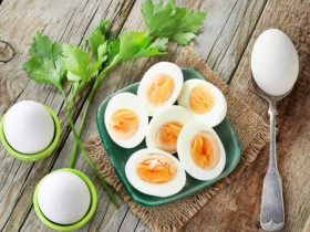 10 loại thực phẩm không nên để qua đêm, dễ mất hết dinh dưỡng, món cuối tưởng vô hại nhưng lại đầy rủi ro