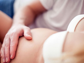 Quan hệ khi mang bầu có làm thai nhi bị đau? Câu trả lời khiến nhiều người bất ngờ!