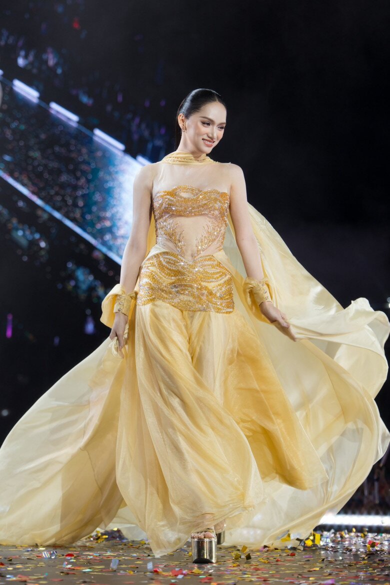 Dàn "thiên thần Victoria's Secret bản Việt" mãn nhãn nhất hiện nay, visual thuộc dạng "cực phẩm", còn là hoa hậu quốc tế - 16