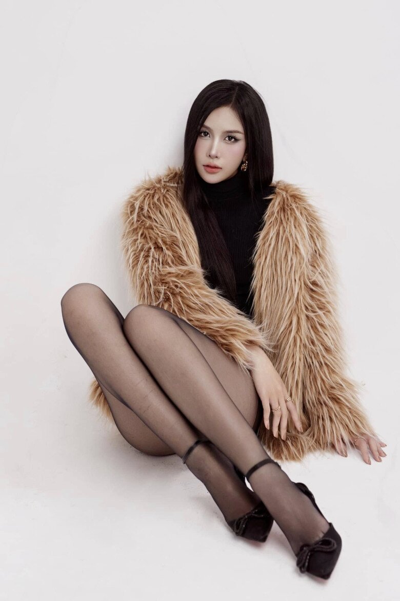 Em gái chung nửa huyết thống với "Thiên Lôi xấu nhất lịch sử": Đoạt 4 giải thưởng khi thi hoa hậu, body nóng bỏng mắt - 13