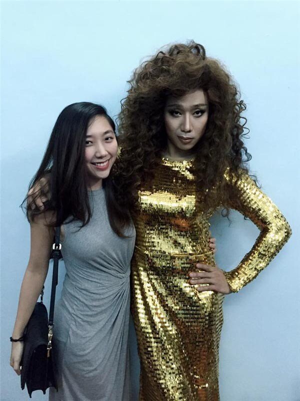 Nhan sắc 2 em gái Trấn Thành: Người "giàu nhất nhà" sống giản dị, em út ngày càng "Hàn hóa" giống chị dâu - 4