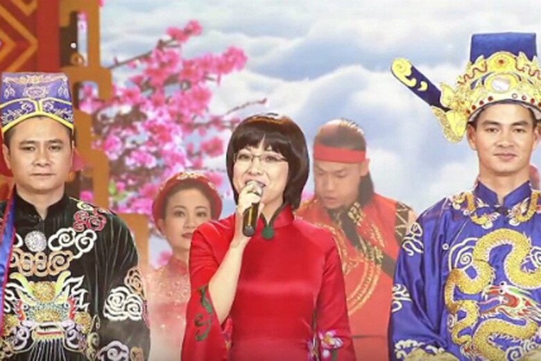 Nữ MC duy nhất của "Táo Quân": Từng là ca sĩ, 18 tuổi xinh tươi như hoa, nay U60 vẫn rạng rỡ - 1