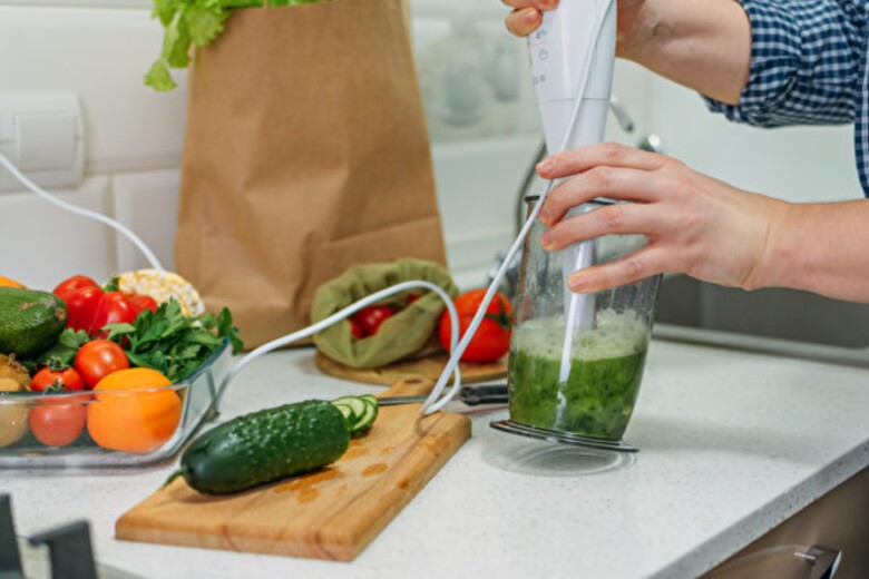 Sống đến giờ tôi mới biết cùng ăn dưa chuột, nhưng người Nhật làm kiểu này khiến mỡ thừa phải "bay màu" - 4