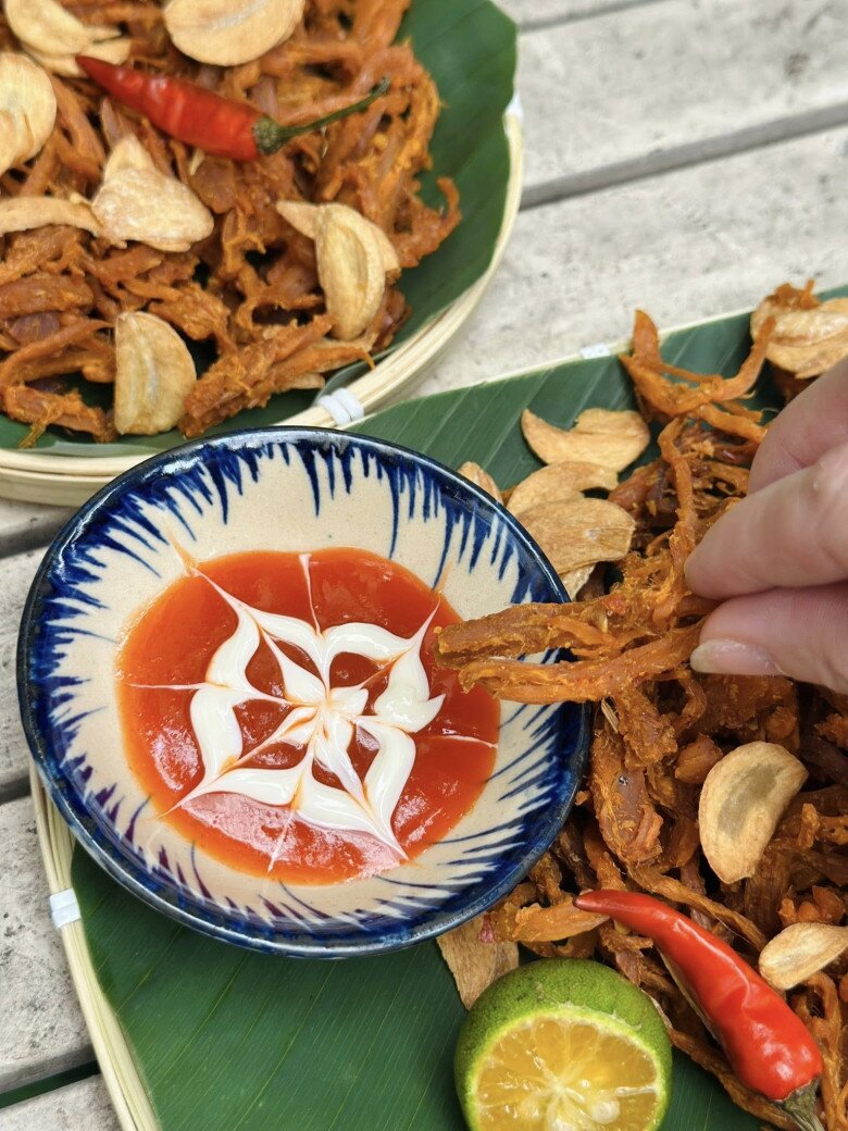 Cách làm bò khô xé sợi cay cay ngọt ngọt cực đơn giản để Tết này nhâm nhi - 12